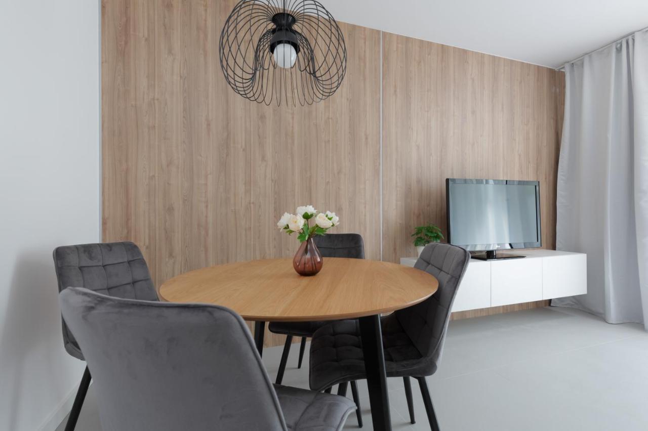 Nowe Bemowo Apartment By Renters Warschau Buitenkant foto