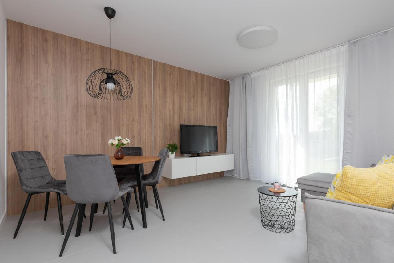 Nowe Bemowo Apartment By Renters Warschau Buitenkant foto